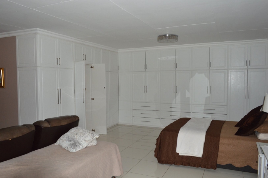 4 Bedroom Property for Sale in Doringkruin North West